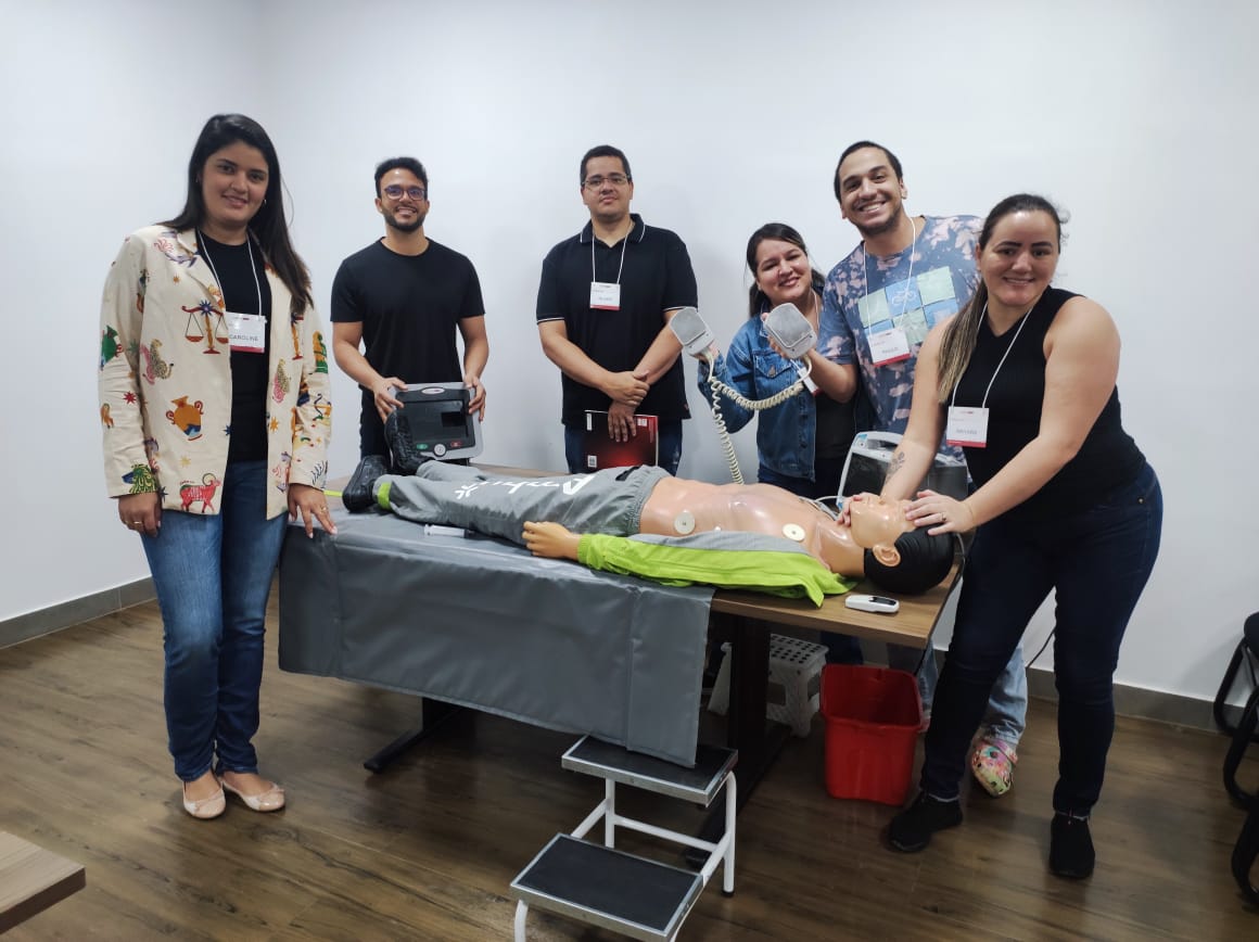 IMED - Equipe do HEF no curso da American Heart Association (2)