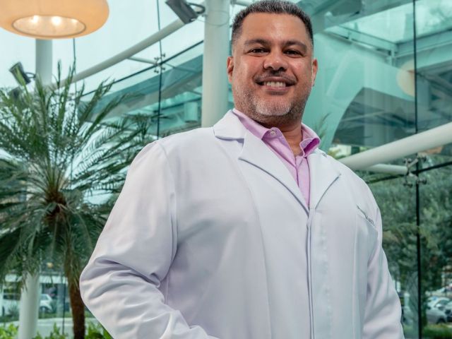 Dr. Marco Aurélio S. Neves (divulgação 01)