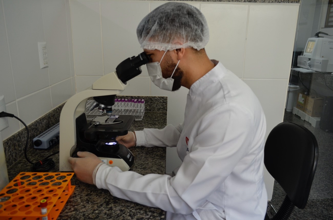 O laboratório do HCN ainda receberá mais dois novos equipamentos para processamento de exames bioquímicos, o que possibilitará ainda mais agilidade nas liberações dos exames