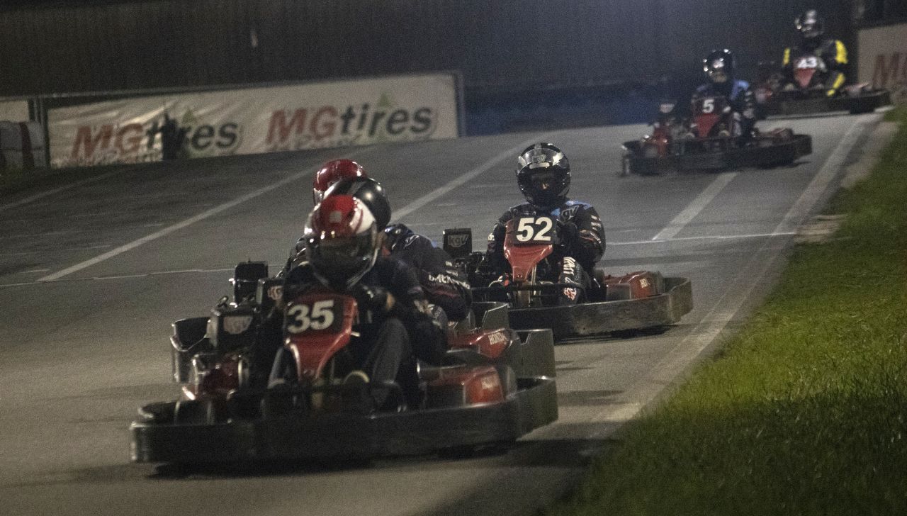 Disputa por posições marcaram a primeira etapa da Copa Bandoleros de Kart _créditos_João_Morão