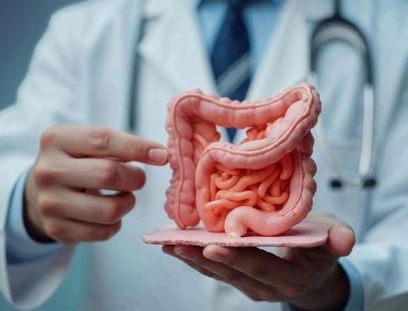 Câncer colorretal teve aumento de 80% no Brasil em 8 anos