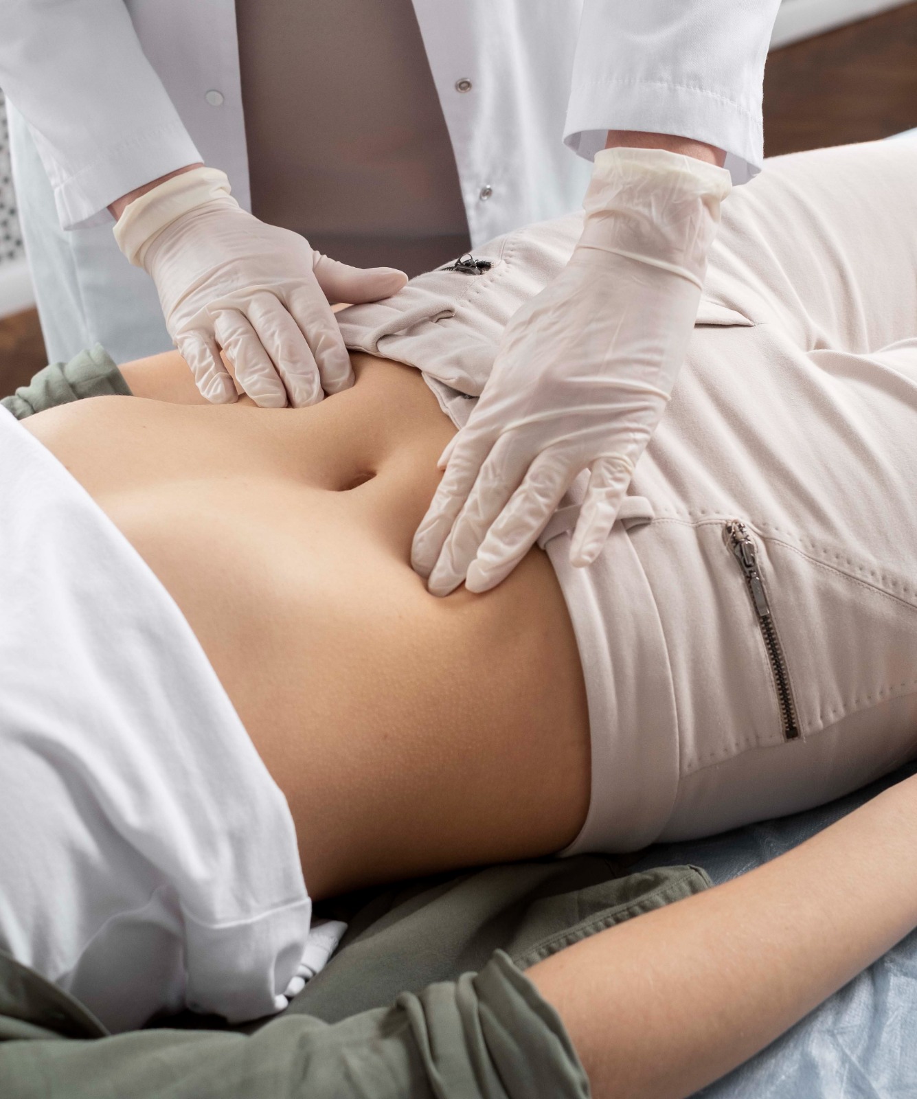 Qual a diferença entre anuscopia e colonoscopia